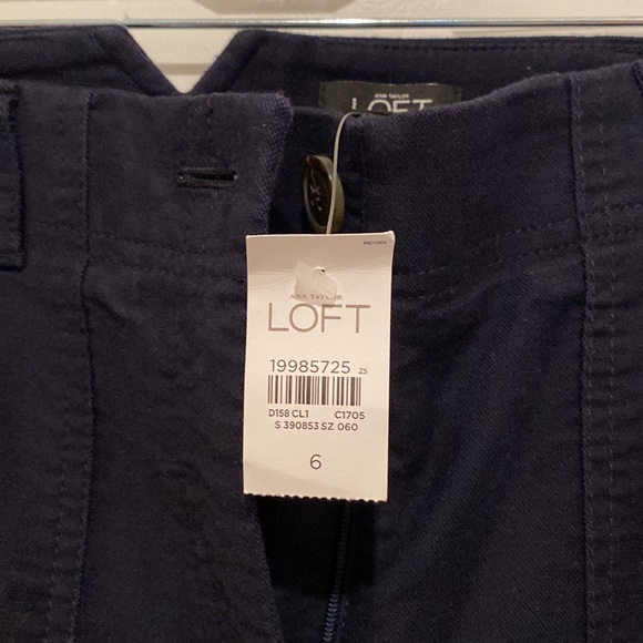 Loft wide leg navy pant. Never worn.  Tag still on - Picture 3 of 5